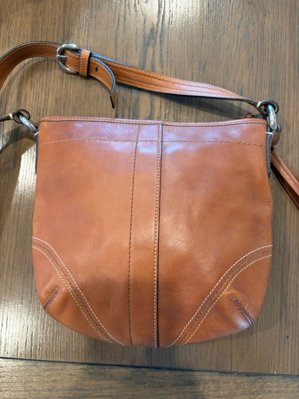 Coach | Cowhide Tan Crossbody Purse